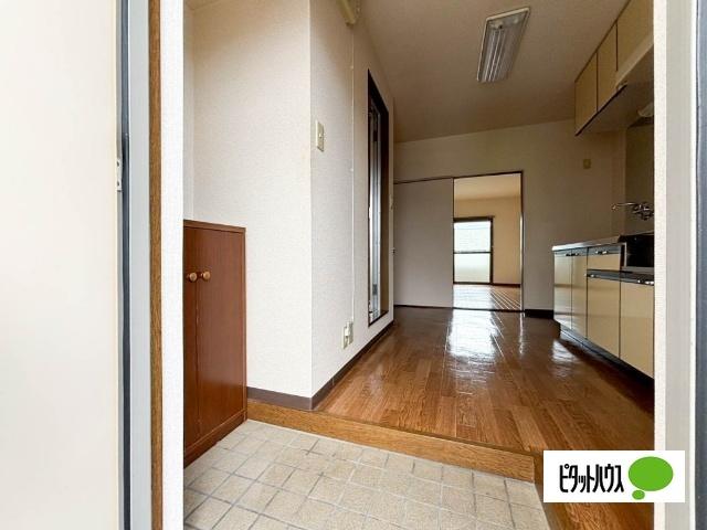 プレミール神田沢（303） 玄関