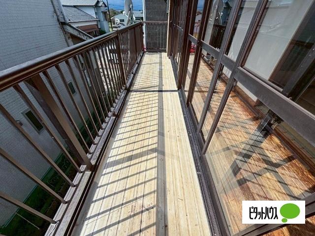 富士岡長沢戸建て バルコニー