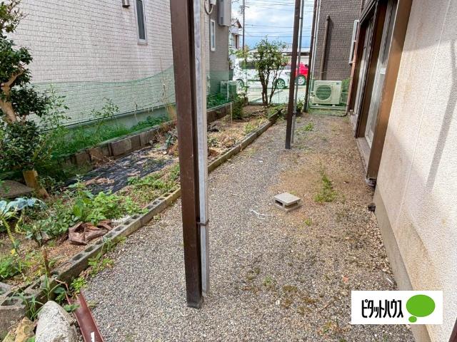 富士岡長沢戸建て 庭