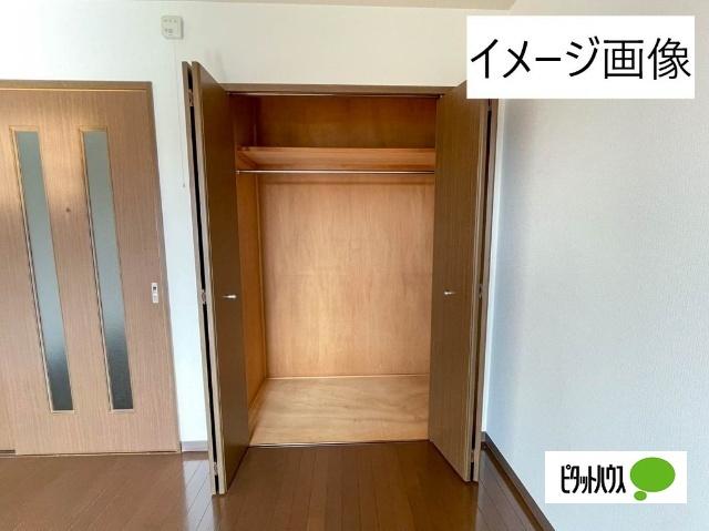 ブルージュ・M（107） 収納