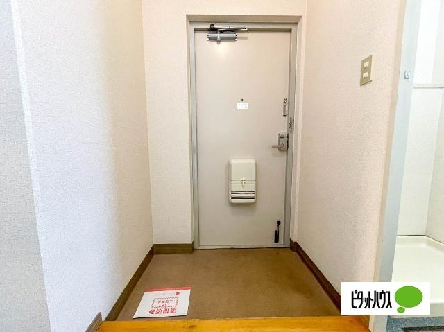 ロイアルまさや（101） 玄関
