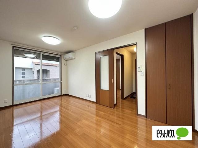 ステラ泉町（101） リビング