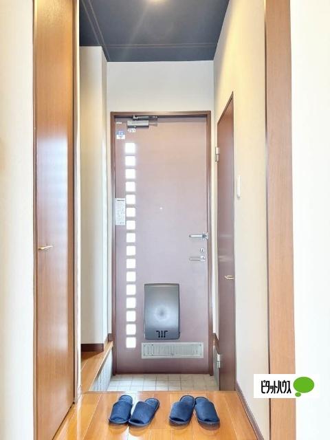 ディアス円楽（101） 玄関