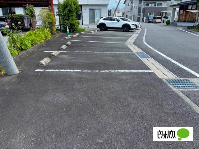 本市場久保田駐車場 駐車場