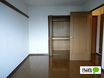 エバーグリーン（105） 部屋画像