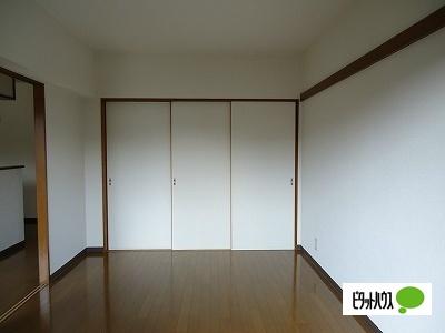 エバーグリーン（105） 部屋画像