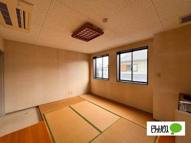 中央町1丁目テナント 室内