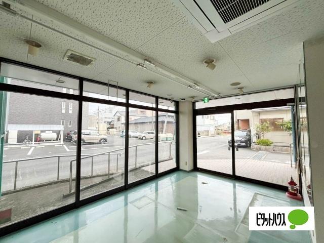 中央町1丁目テナント 室内