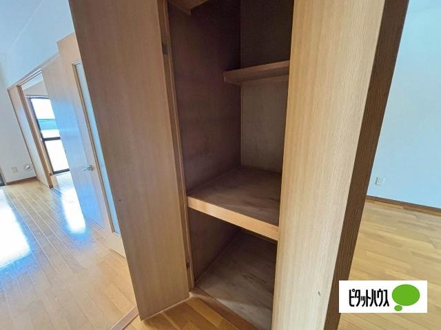 ヒルヴィレッジ（102） 収納
