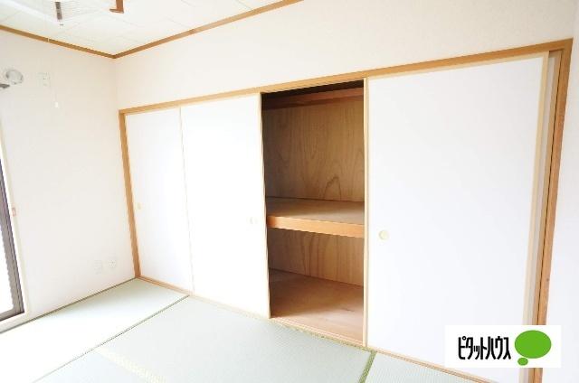ミレニアム（302） 収納