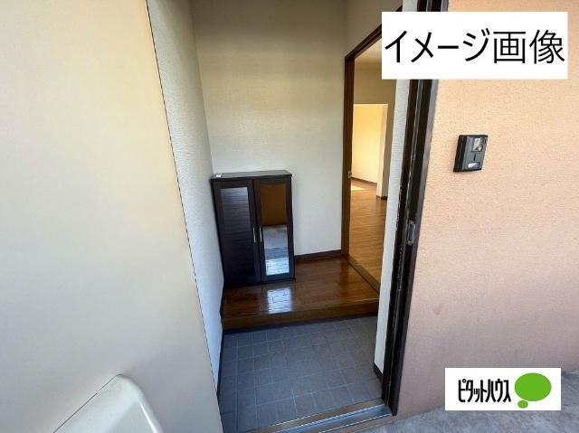 グレイス壱番館（202） 玄関
