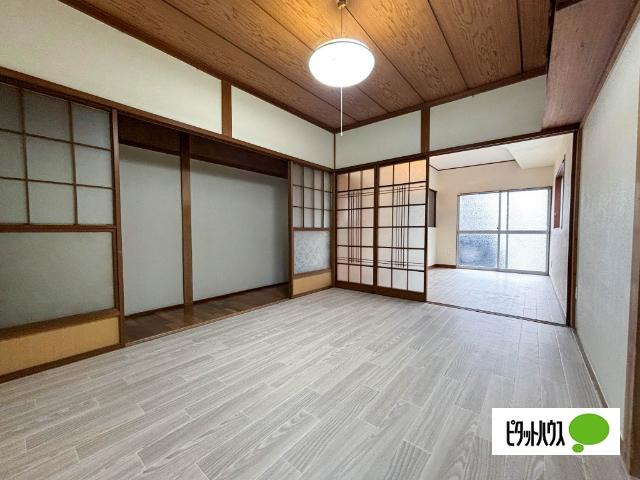 蒲原戸建 リビング