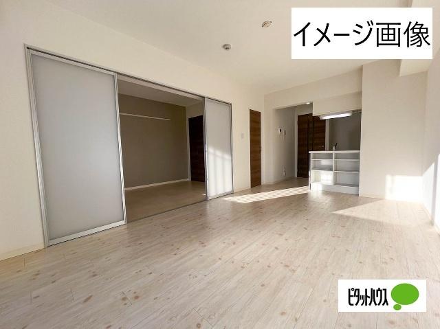 コンフォートマエジマ（105） リビング