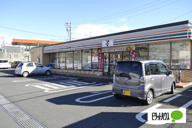 セブンイレブン富士市一色店：817m