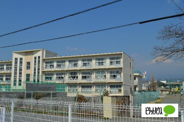 富士市立吉原第一中学校：1606m