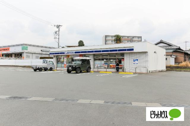 ローソン富士宮中原店：379m