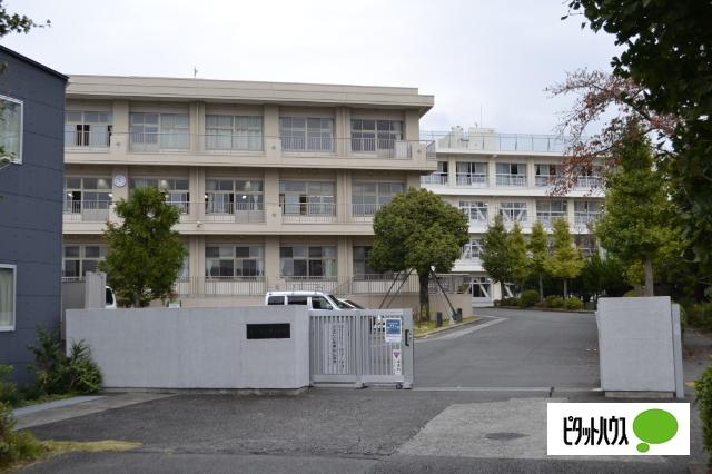 富士市立丘小学校：985m
