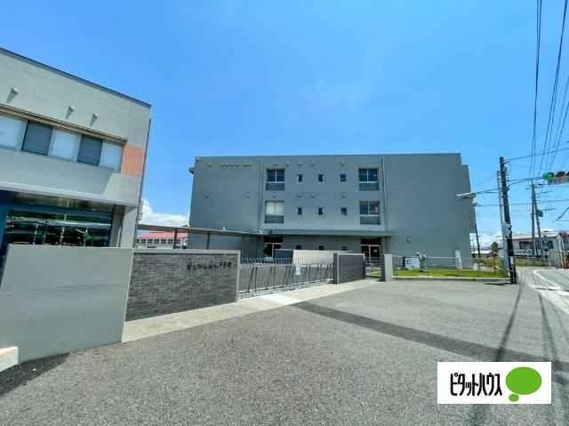 富士市立岩松小学校：1372m