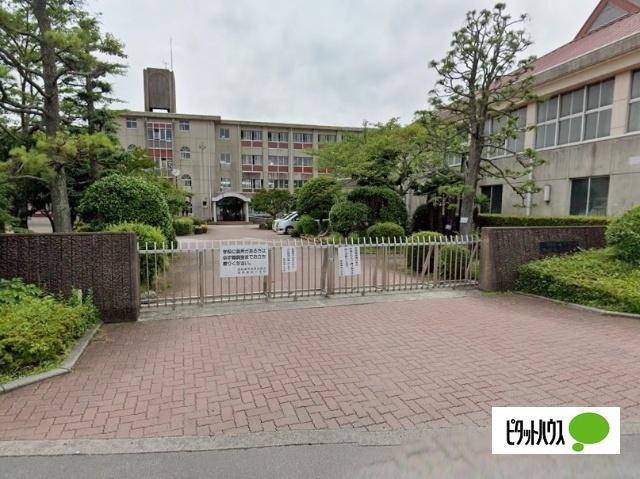 御殿場市立御殿場南小学校：2016m
