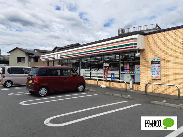 セブンイレブン富士市富士根店：338m