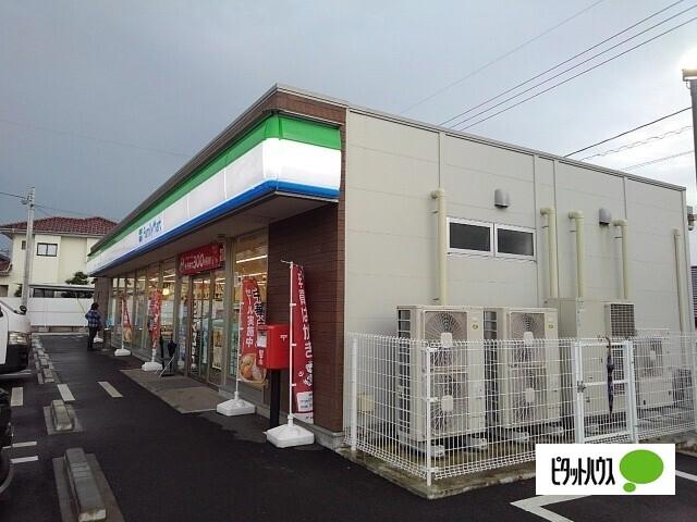 ファミリーマート富士今泉店：426m