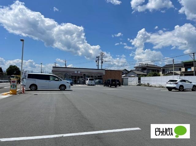 セブンイレブン富士市今泉西店：519m