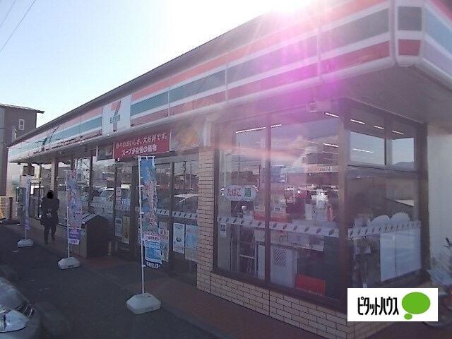 セブンイレブン富士市伝法片宿店：700m