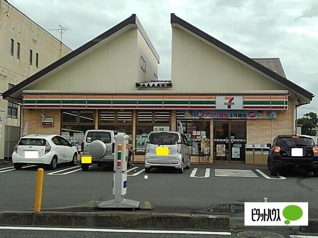 セブンイレブン富士市平垣本町店：455m