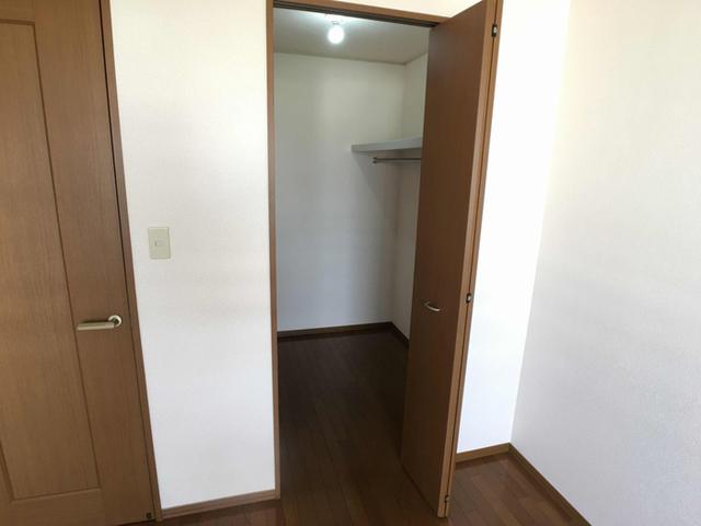 エスペランサF（202） 収納