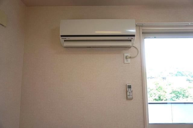 メゾン・ドゥ・ロワイヤル　Ａ（202） 部屋画像