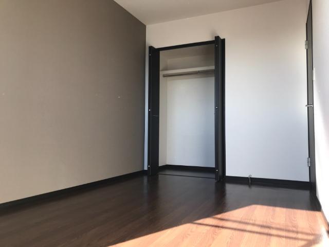 出口ベース 部屋画像