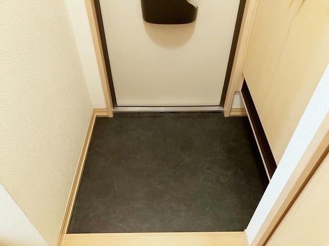 メリエストＡ（102） 玄関