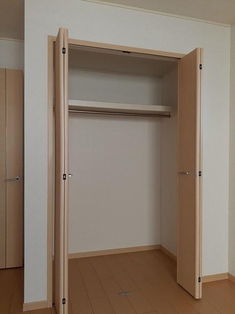 グロリアスコンフォート（101） 収納