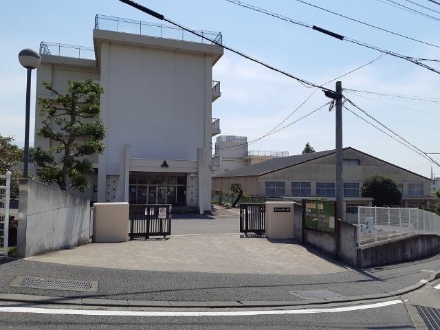 富士市立広見小学校：606m