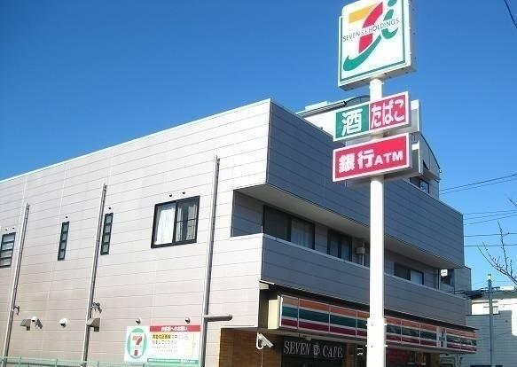 セブンイレブン沼津港店：300m