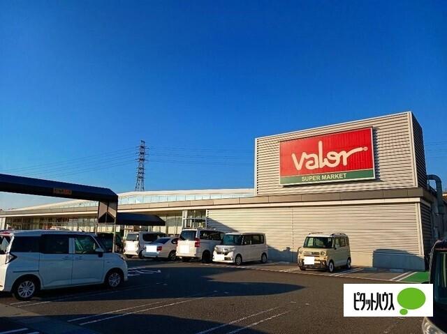 バロー新富士店：1549m