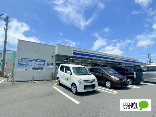 ローソン富士浅間上町店：189m