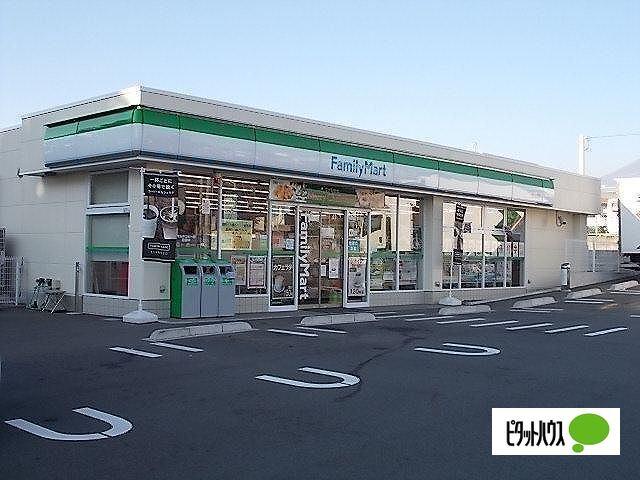 ファミリーマート富士厚原店：659m