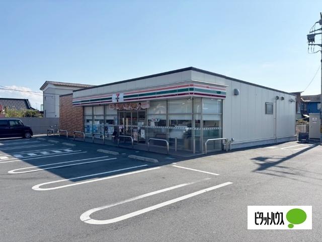セブンイレブン富士宮中里東町店：1407m