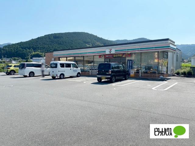 セブンイレブン富士川バイパス店：1134m