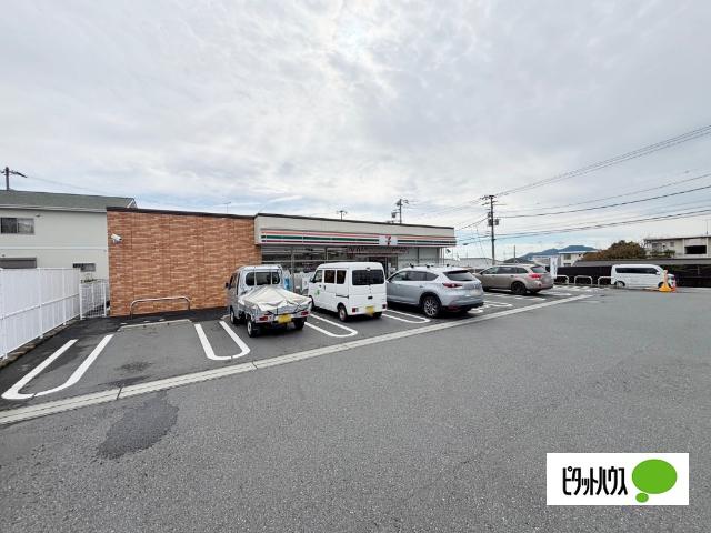 セブンイレブン富士宮万野原南店：486m