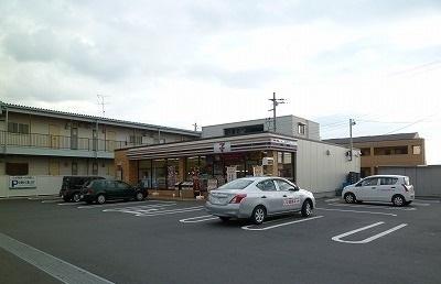 セブンイレブン沼津西椎路店：600m