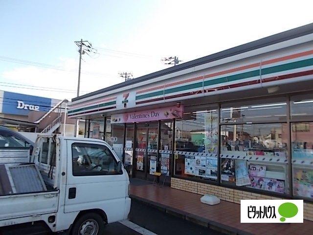 セブンイレブン富士市厚原店：618m
