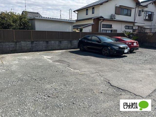 ルーモ（301） 駐車場