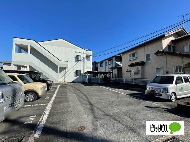 コンフォース５１０ 駐車場