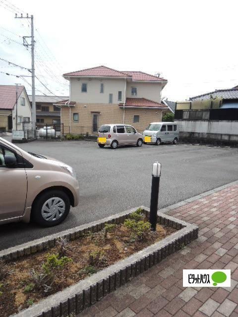 モルゲンレーテ（105） 駐車場