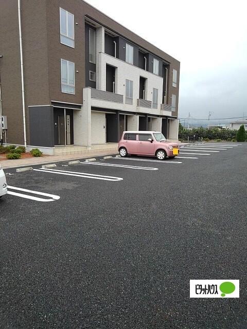 ポルトソレイユ（203） 駐車場