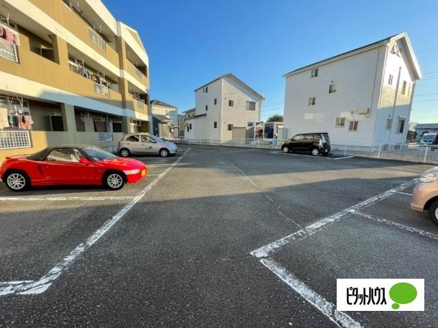 ＳｕｎＭａｔｅｓ福田（サンメイツ　フクダ） 駐車場