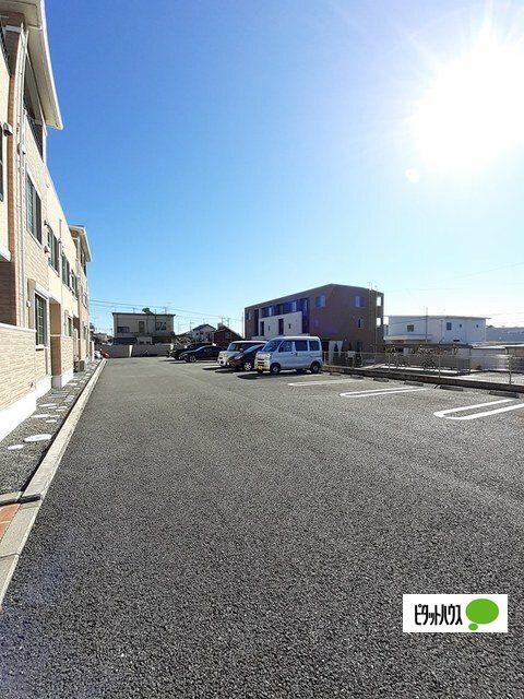 レインボー　ローズ　Ⅰ（207） 駐車場