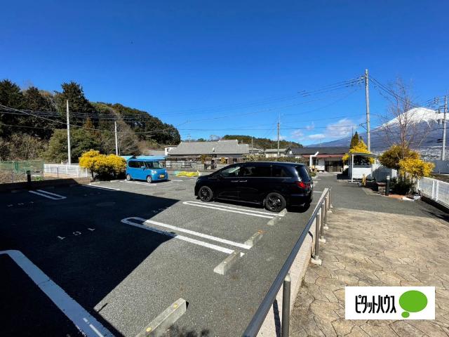 Ｔｈｅ　Ｌｅｒａｔｏ（ザ　レラート） 駐車場